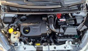 Toyota Yaris 1.5 STYLE 90PS ’16 full