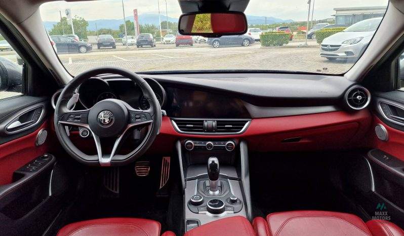 Alfa Romeo Giulia 2.2 VELOCE 210PS ’17 full